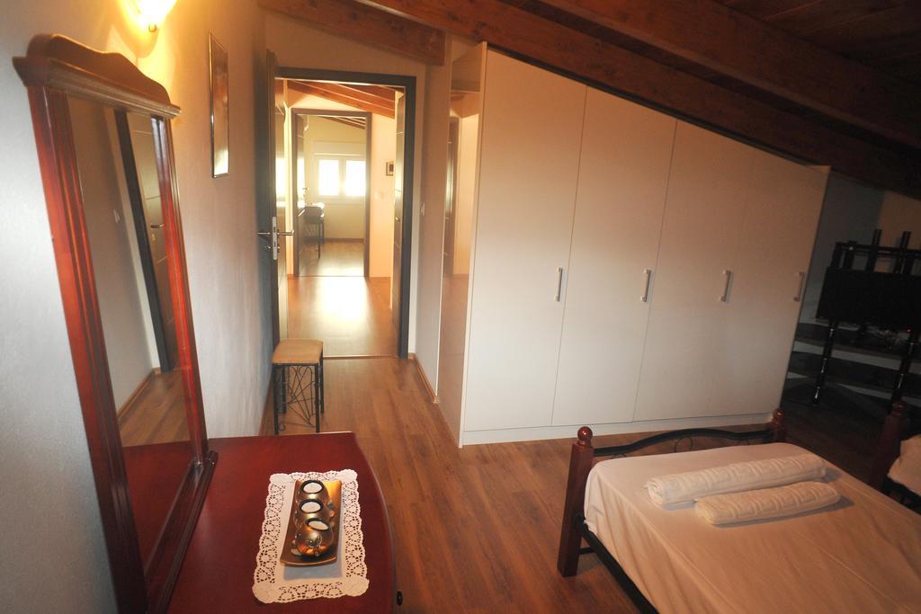 גאוביה Villa Poulades חדר תמונה
