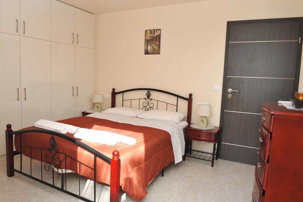 גאוביה Villa Poulades חדר תמונה
